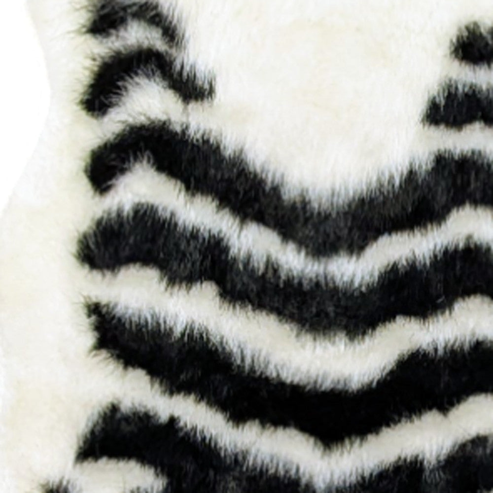 2' X 3' Black and White Zebra Print Area Rug