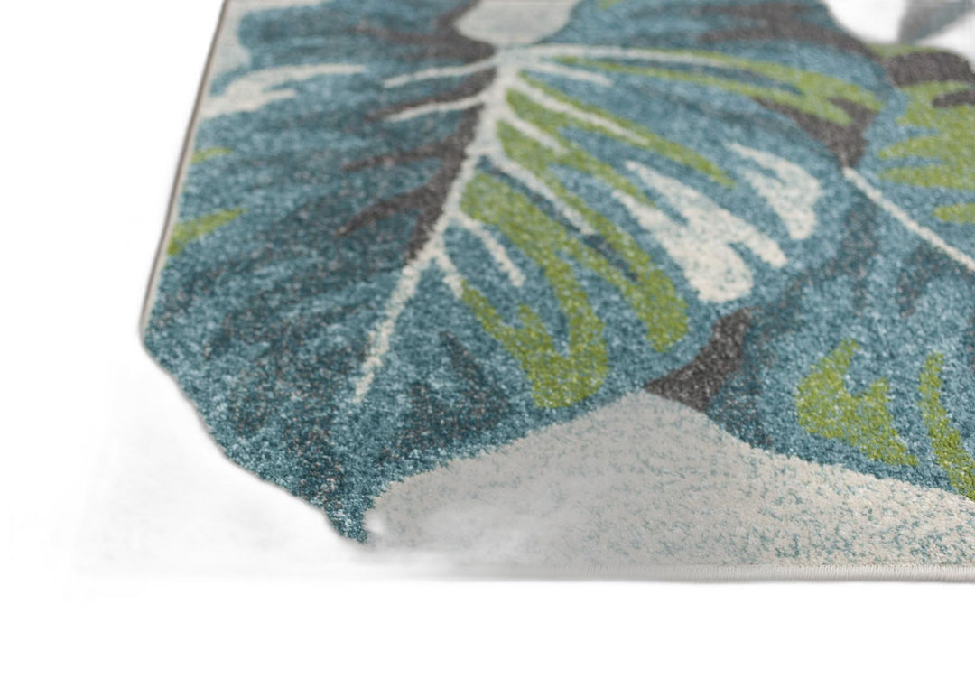 9' X 13'  Polypropylene Teal Or  Green Area Rug