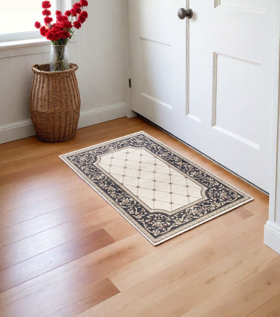 3' X 5' Gray and Ivory Trellis Area Rug