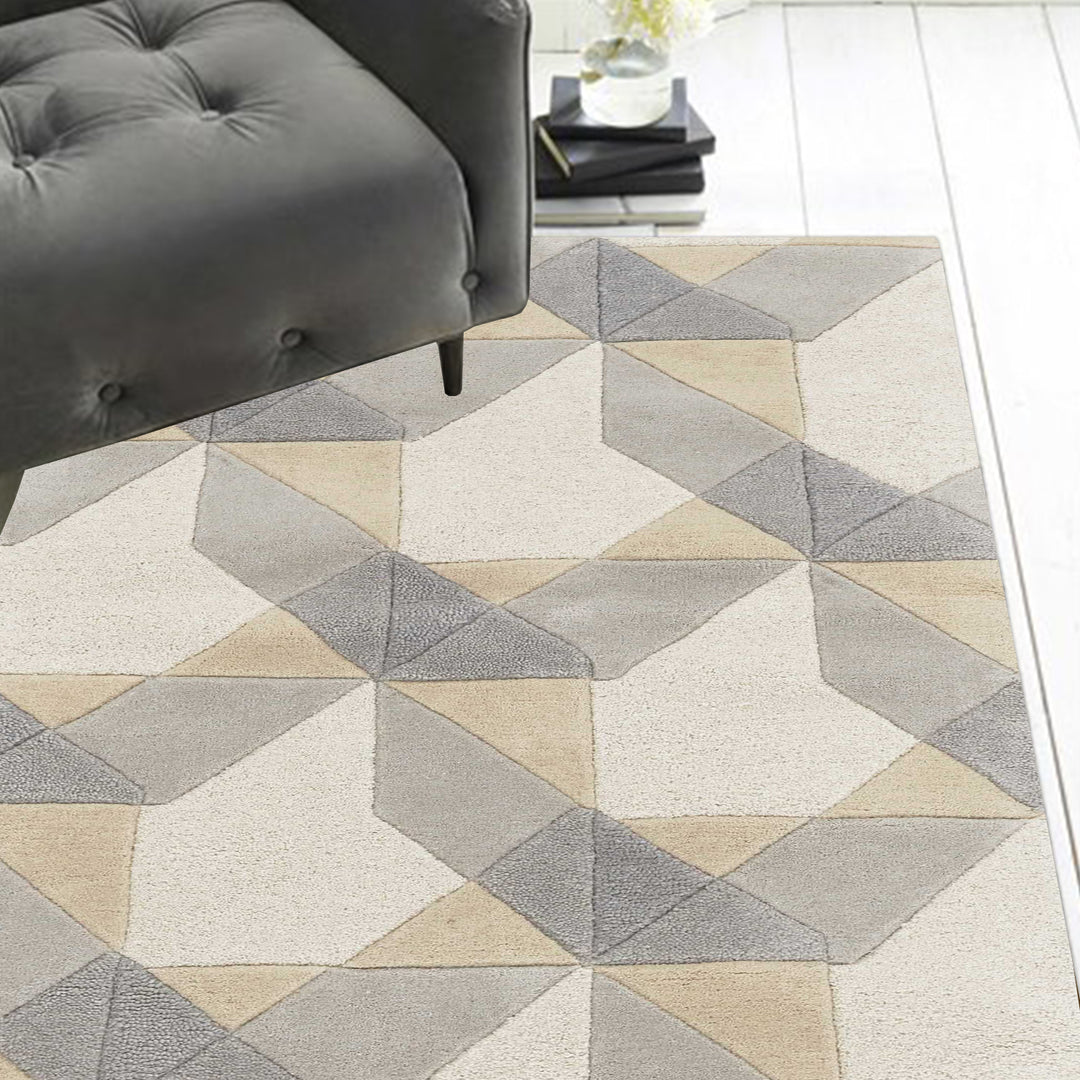 2' X 4' Ivory Or Grey Polygon Pattern Wool Area Rug