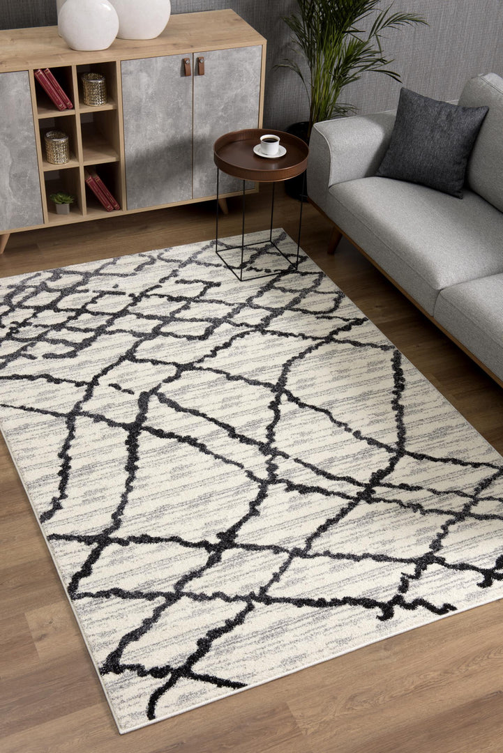 4' X 6' Gray And Black Modern Abstract Area Rug