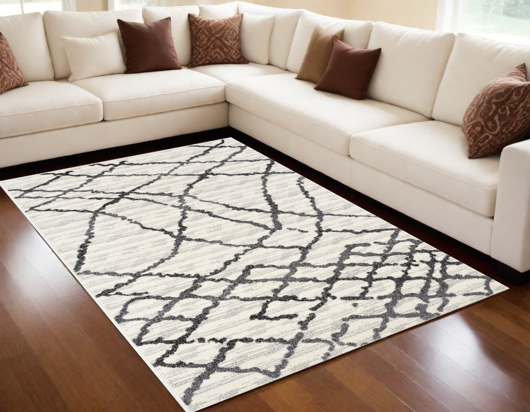 4' X 6' Gray And Black Modern Abstract Area Rug