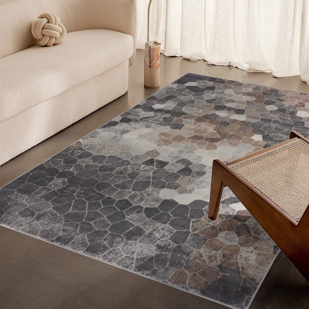 2' X 3' Beige Cobblestone Pattern Scatter Rug