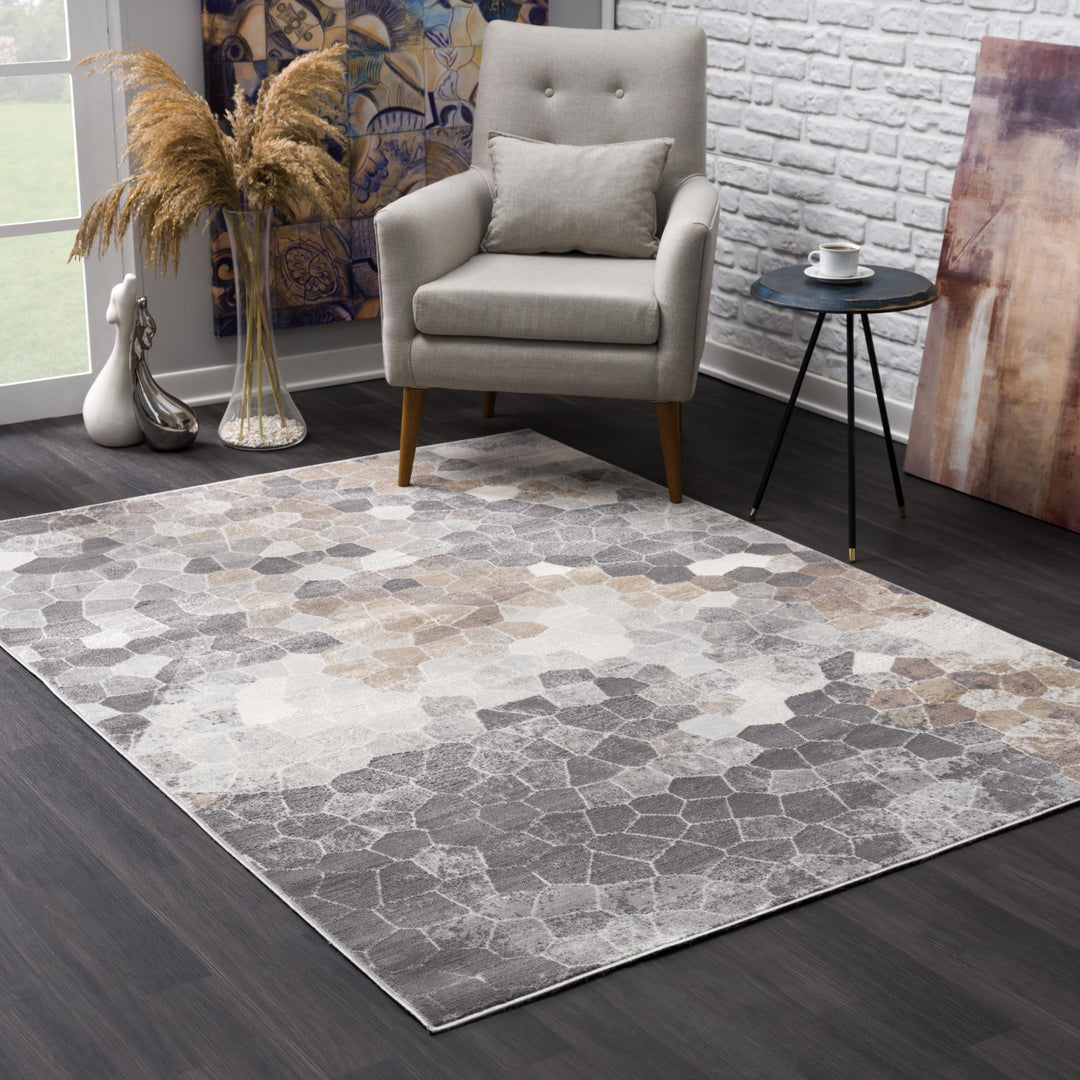 2' X 3' Beige Cobblestone Pattern Scatter Rug