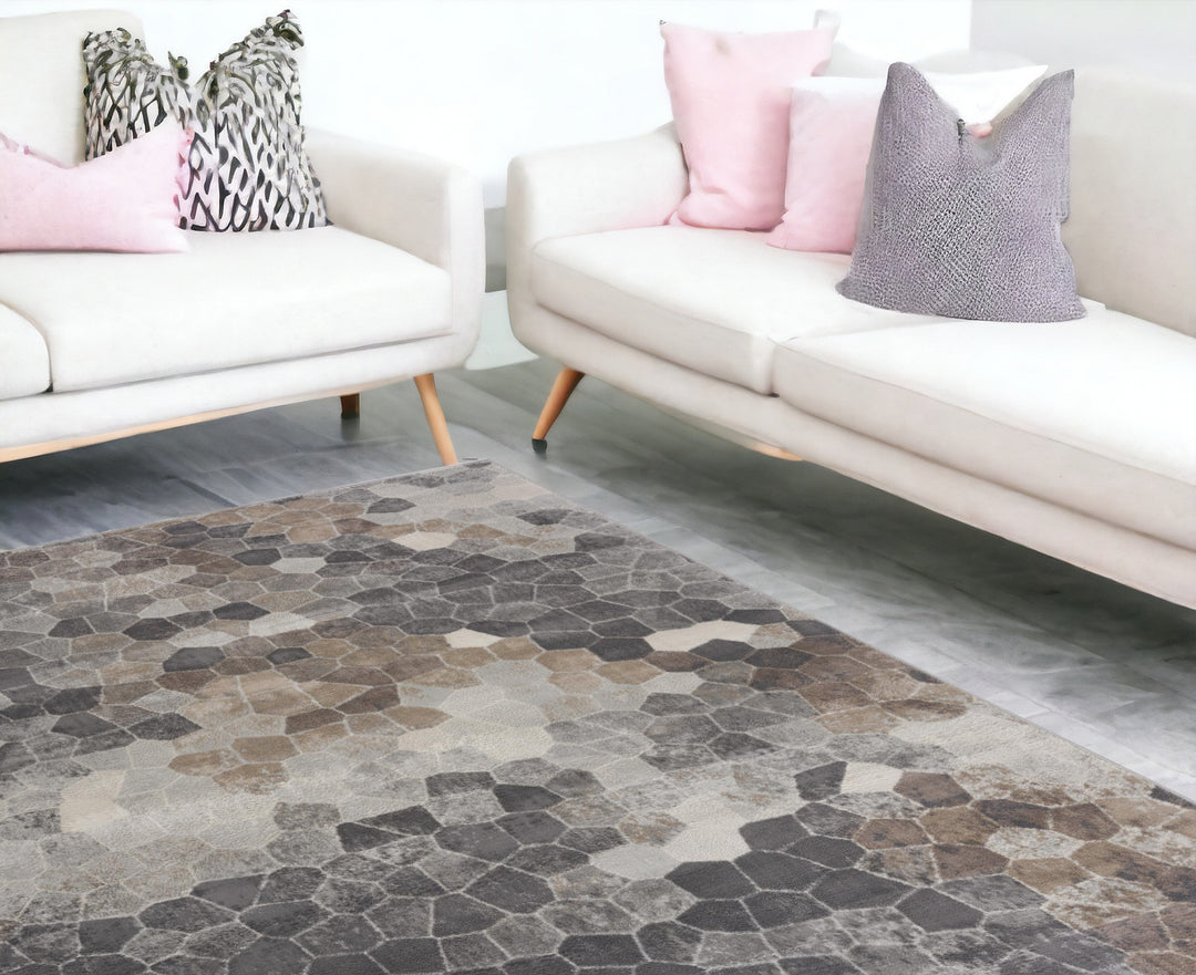 2' X 3' Beige Cobblestone Pattern Scatter Rug