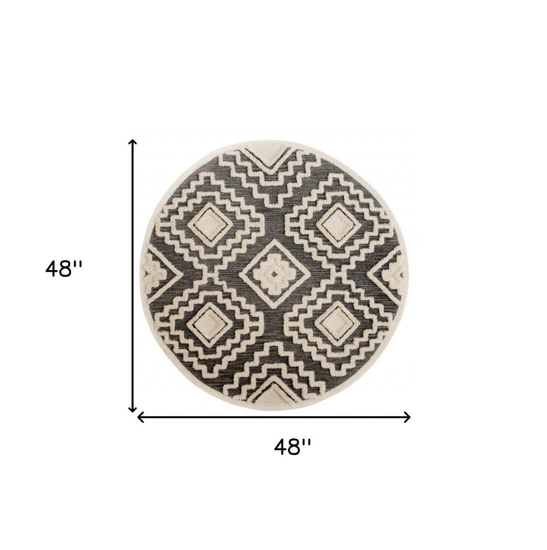 4' Round Gray and Cream Geometric Area Rug