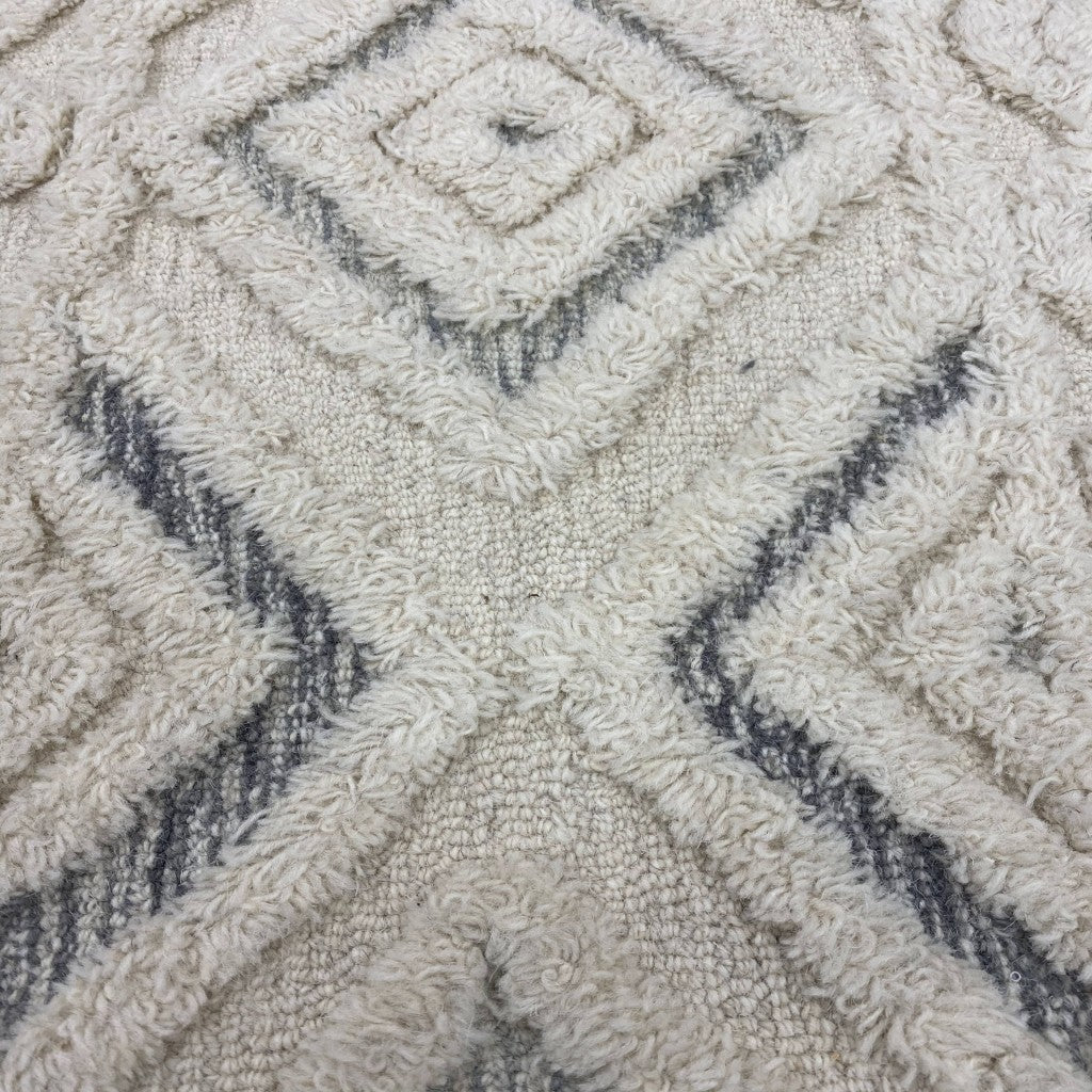 4' Round Cream Modern Geometric Area Rug