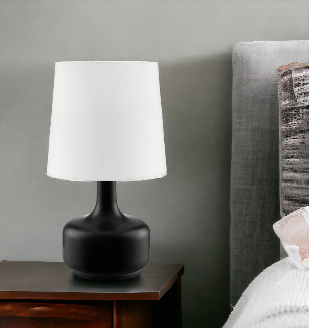 17" Black Metal Bedside Table Lamp With White Shade