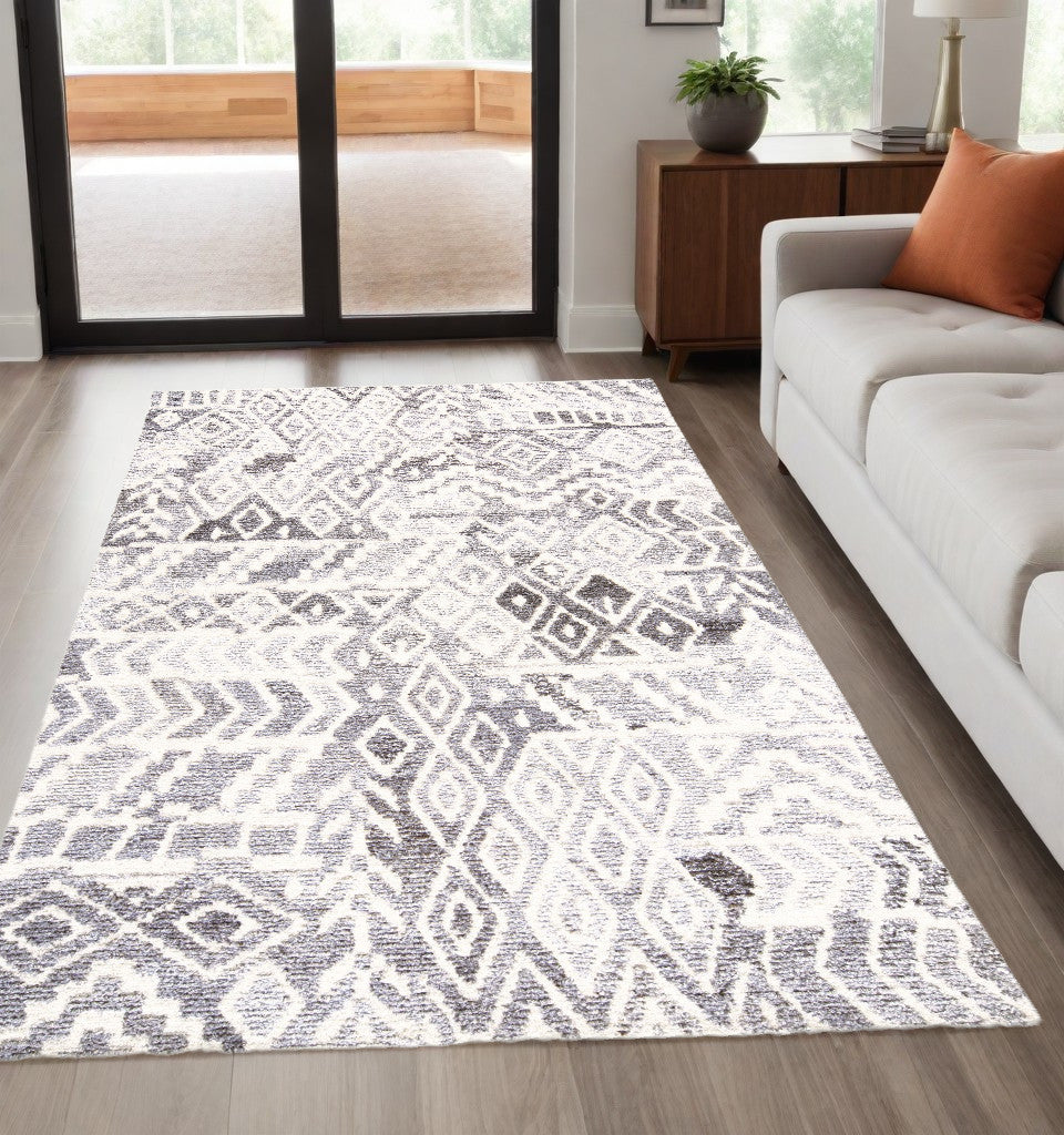 5' X 8' Gray and White Wool Abstract Geometric Hand Tufted Area Rug