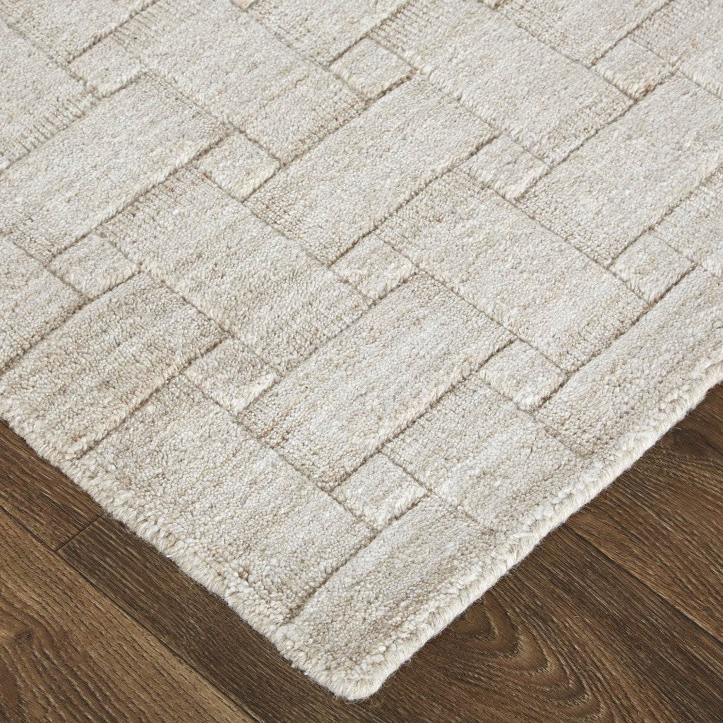 4' X 6' Ivory Striped Hand Woven Area Rug