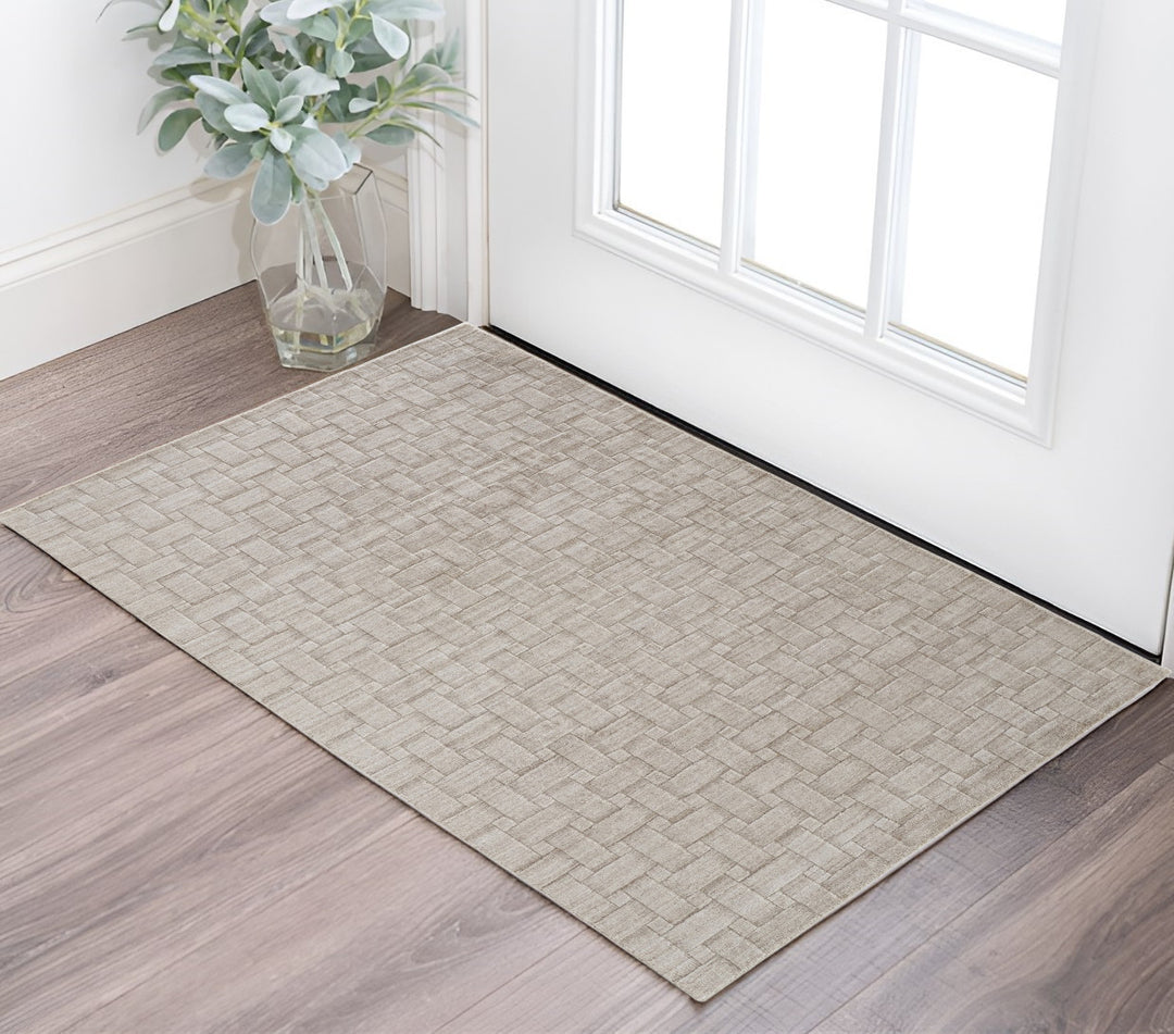 4' X 6' Ivory Striped Hand Woven Area Rug