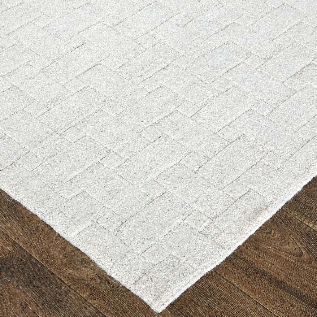 4' X 6' Ivory Striped Hand Woven Area Rug