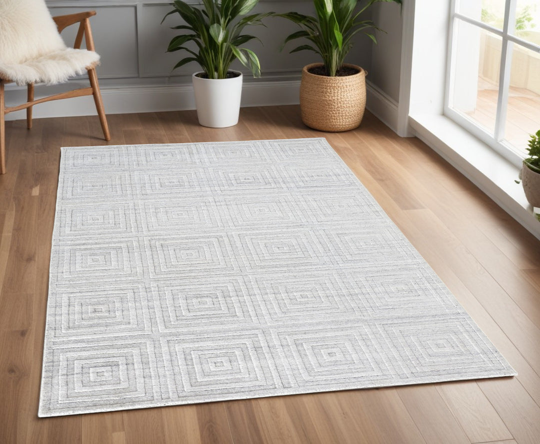 4' X 6' Gray Striped Hand Woven Area Rug