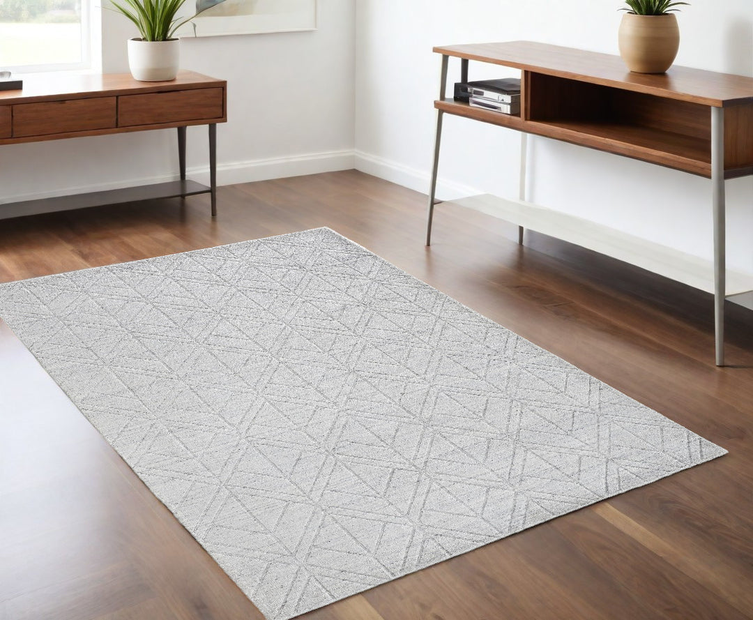 4' X 6' White and Silver Geometric Hand Woven Area Rug