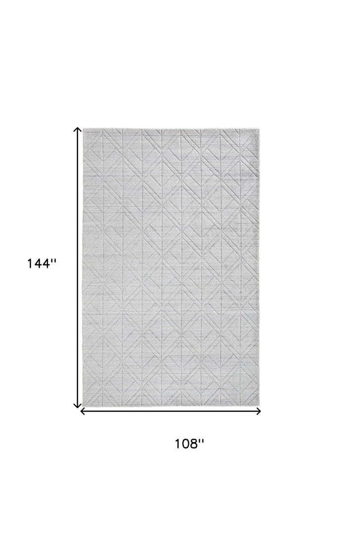 4' X 6' White and Silver Geometric Hand Woven Area Rug