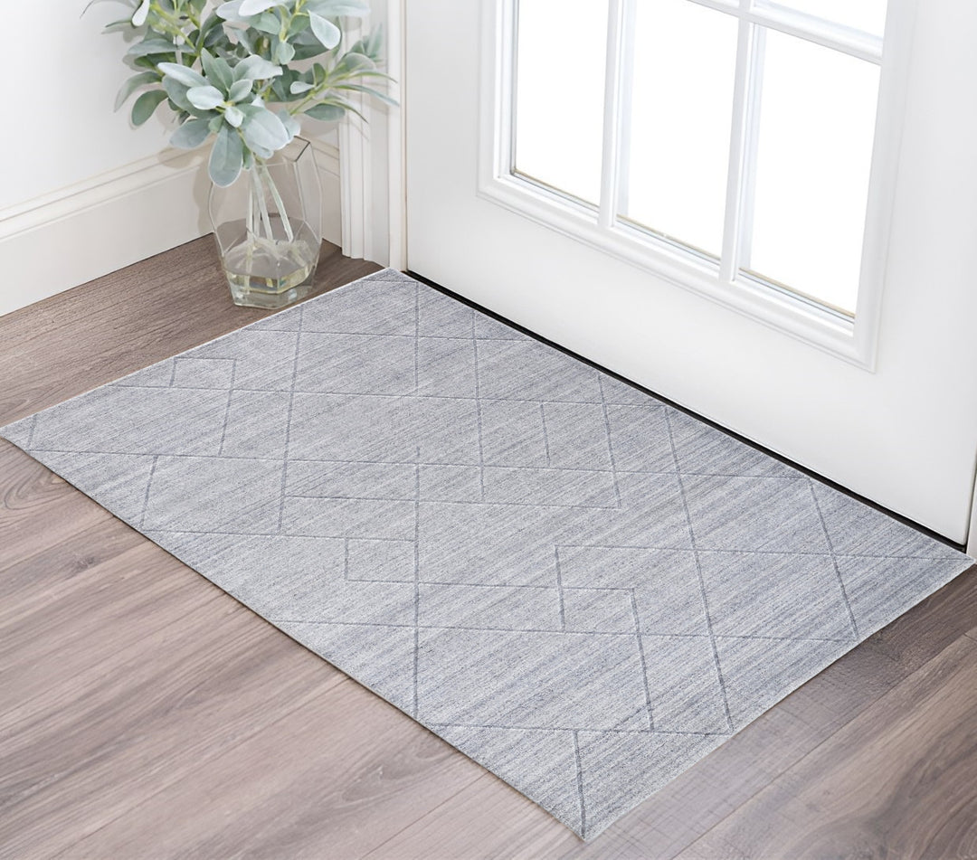 4' X 6' Gray and Ivory Striped Hand Woven Area Rug