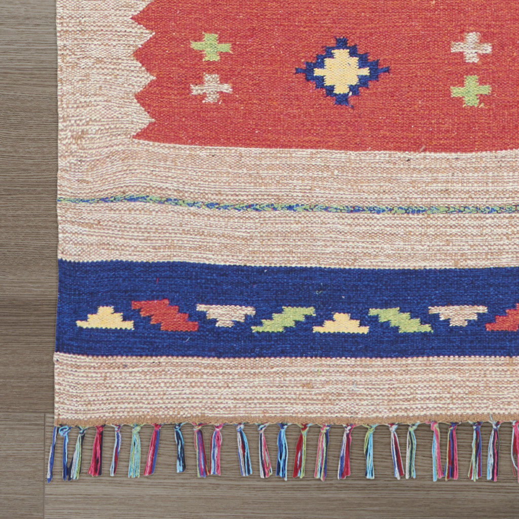 5' X 7' Beige and Red Southwestern Handmade Area Rug With Fringe