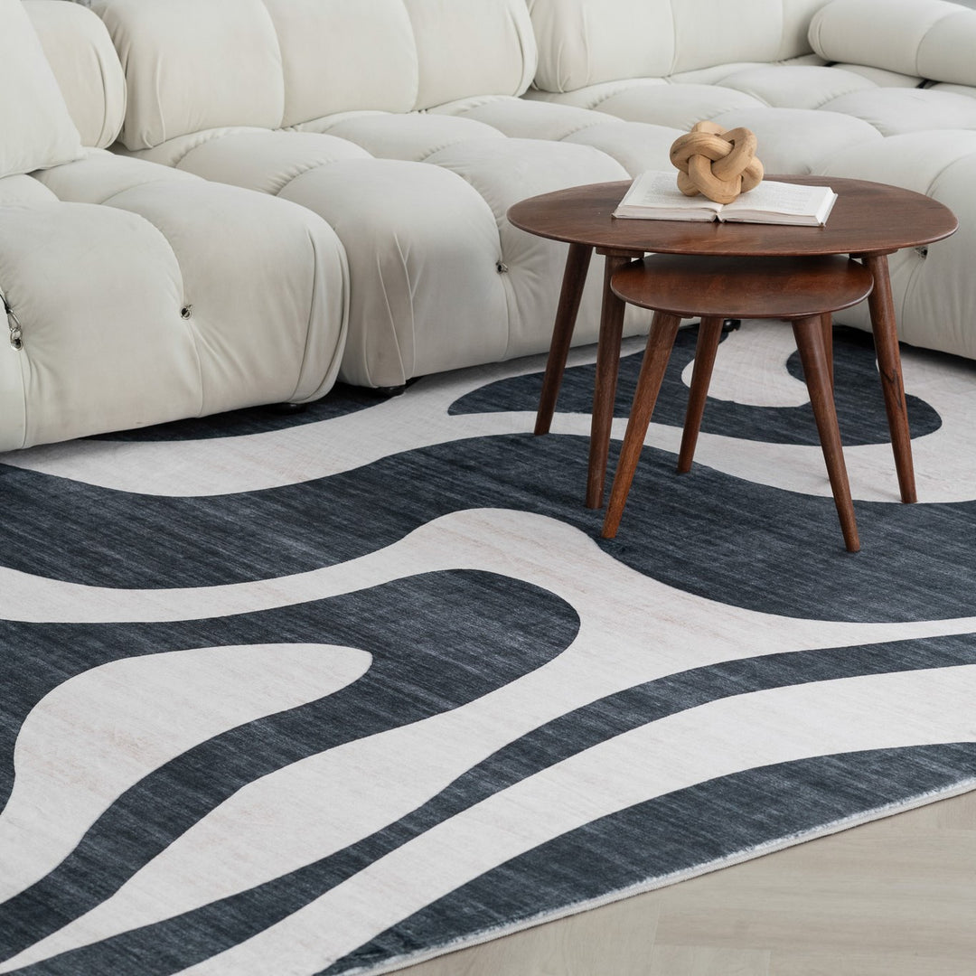 4' X 6' Black and White Zebra Print Area Rug